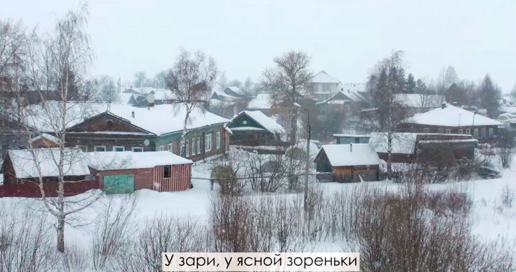 Незатопленные истории Белого озера (2019 Анор Тукаев) Давеча Документальный фильм «Незатопленные истории Белого озера» основан на воспоминаниях переселенцев из затопленных деревень и сёл Белозерья, чьи родные дома оказались под водой не от природной стихии, а от рук людей. Режиссёр и автор сценария картины — Анор Тукаев, а участники фильма — жители Вологды, Санкт-Петербурга, Белозерска и даже Москвы. Таков был масштаб расселения жителей затапливаемых территорий.